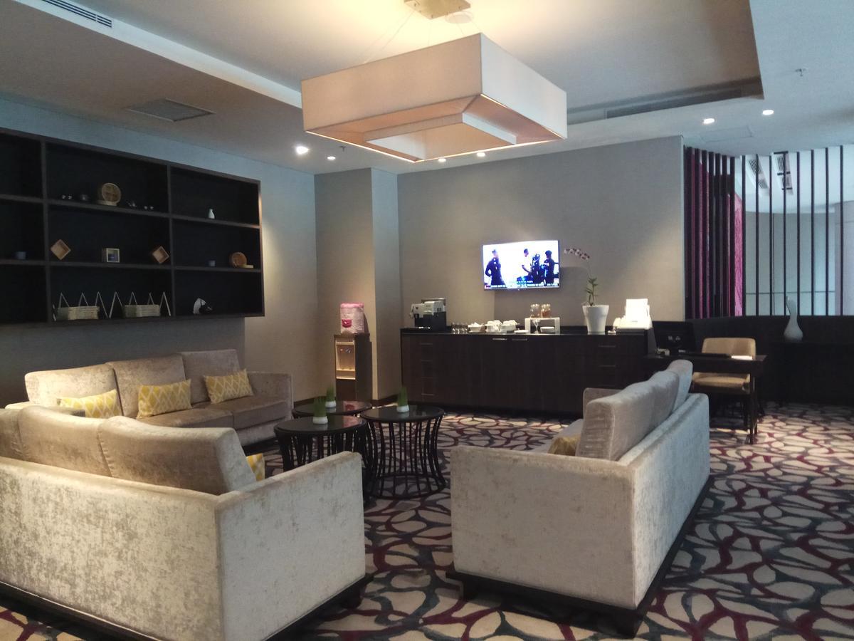 Mercure Karawang Ngoại thất bức ảnh
